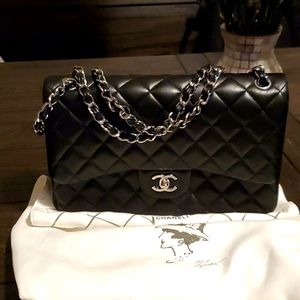 Authentic CHANEL purse